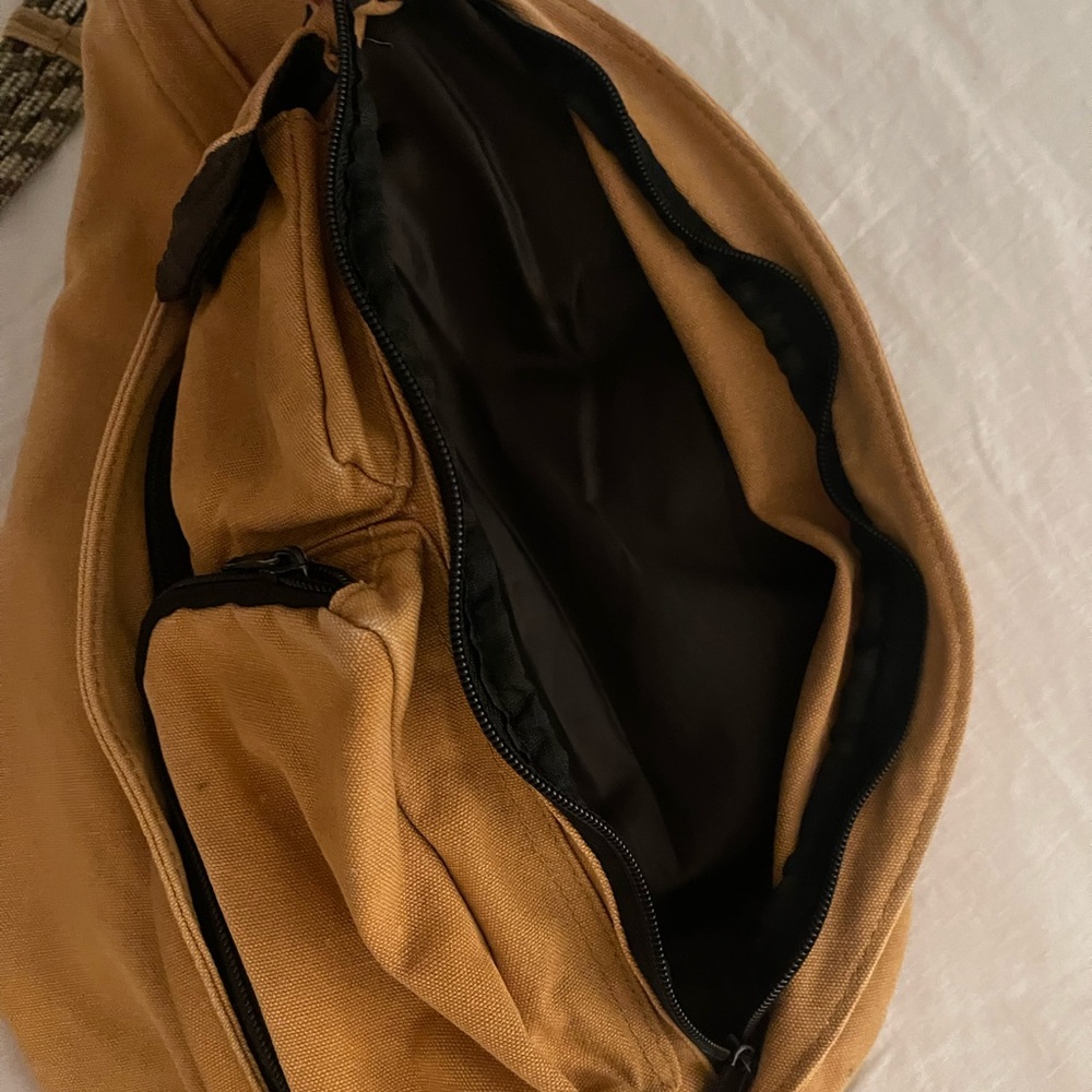 Canvas and rope Kavu Sling Bag - Picture 8 of 11